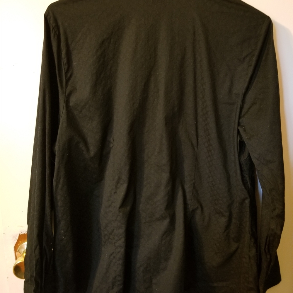 Lane Bryant black 14/16 top plus
Cotton buttondown - Picture 4 of 6